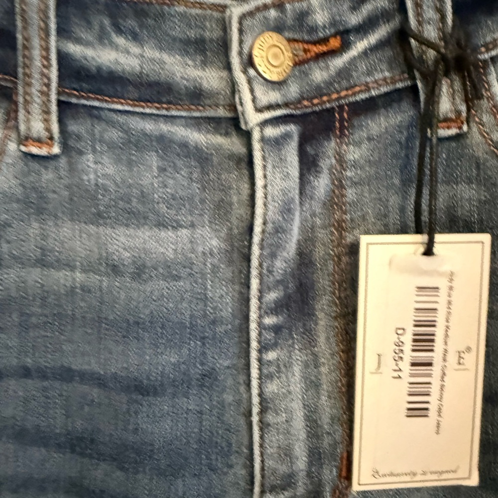 Judy Blue skinny Fit Capri Jeans Medium Blue * NEW WITH TAGS* - Picture 5 of 13